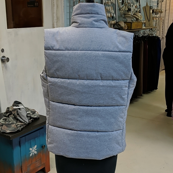 Lucy Gray Puffer Vest - Picture 5 of 6